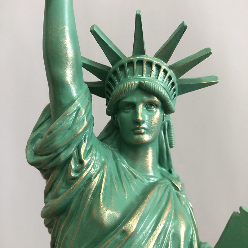 Statue of Liberty Model Desk A - Home Decor New York 评论和价格