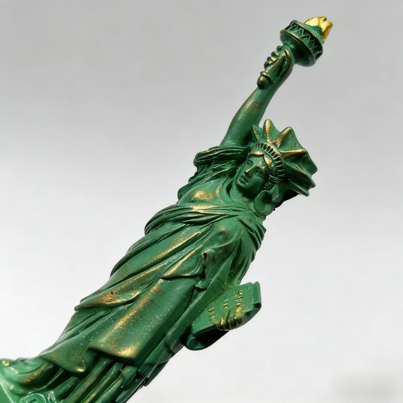 3D Statue of Liberty Magnetic  - Home Decor New York 评论和价格