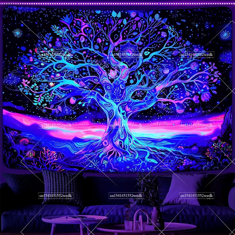Blacklight Tree Life Tapestry  - Home Decor Quirky 评论和价格